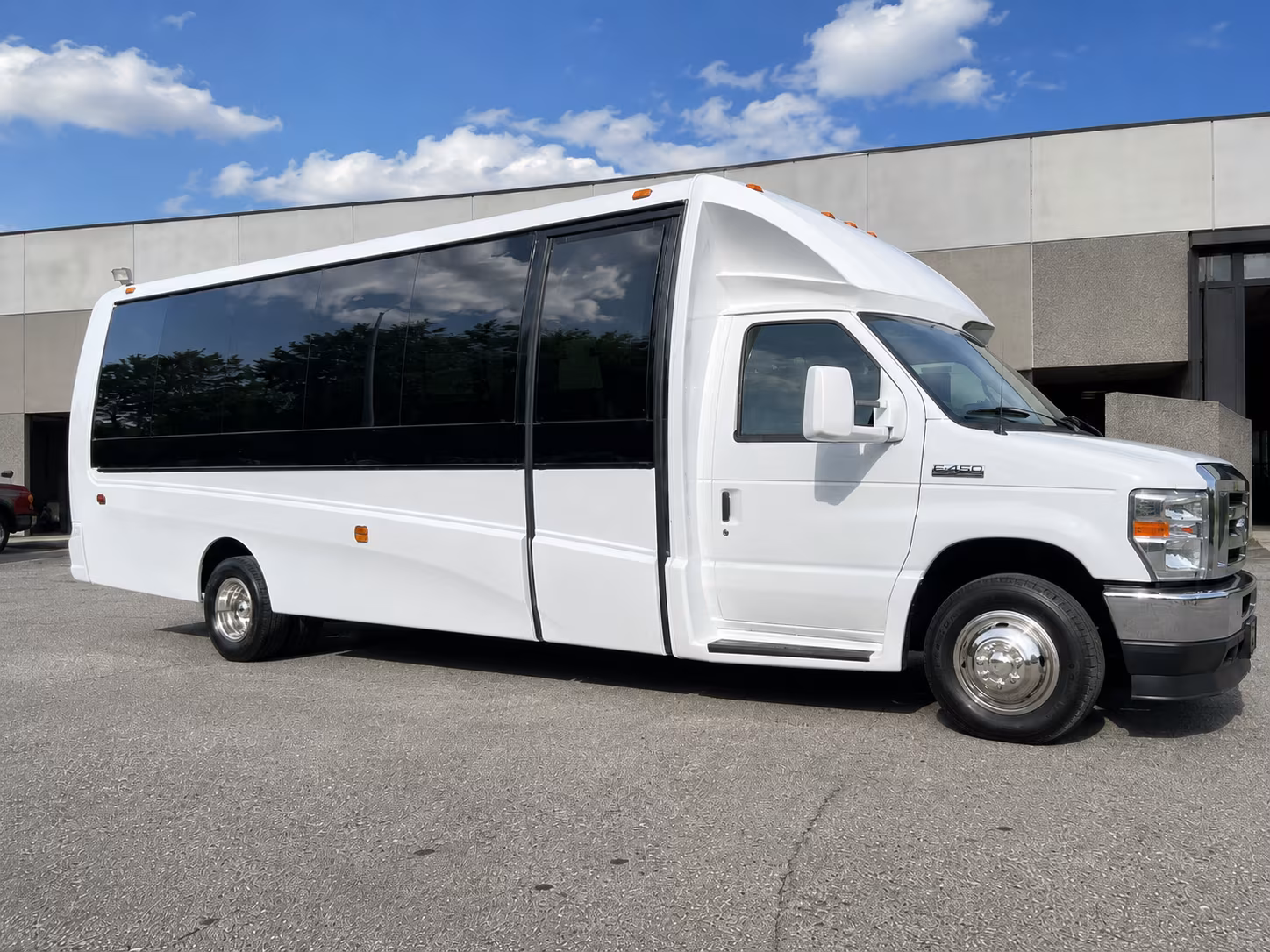 buses for cross border concert runs to arena monterrey and auditorio citibanamex